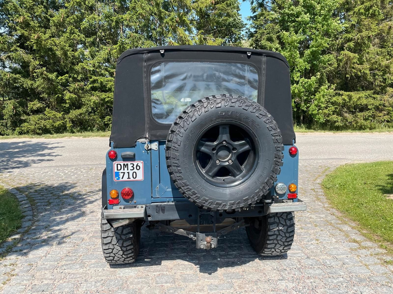 Land Rover LR Defender 90 Soft Top V8 Automatic 60000 brutt Land Rover LR Defender 90 SoftTop V8 Automatic - 픽업트럭 : 사진 4 Land Rover LR Defender 90 Soft Top V8 Automatic 60000 brutt Land Rover LR Defender 90 SoftTop V8 Automatic - 픽업트럭 : 사진 4