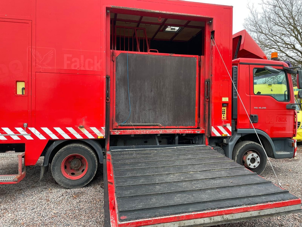 리스 MAN TGL  10.210   Fg MAN TGL  10.210   Fg Tier & Pferde transport MAN TGL  10.210   Fg MAN TGL  10.210   Fg Tier & Pferde transport : 사진 25