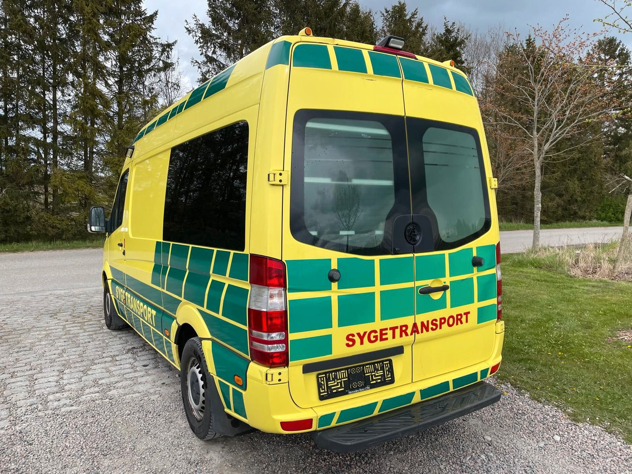 Mercedes-Benz Sprinter II kasten 316 CDI Aut - 구급차 : 사진 3 Mercedes-Benz Sprinter II kasten 316 CDI Aut - 구급차 : 사진 3