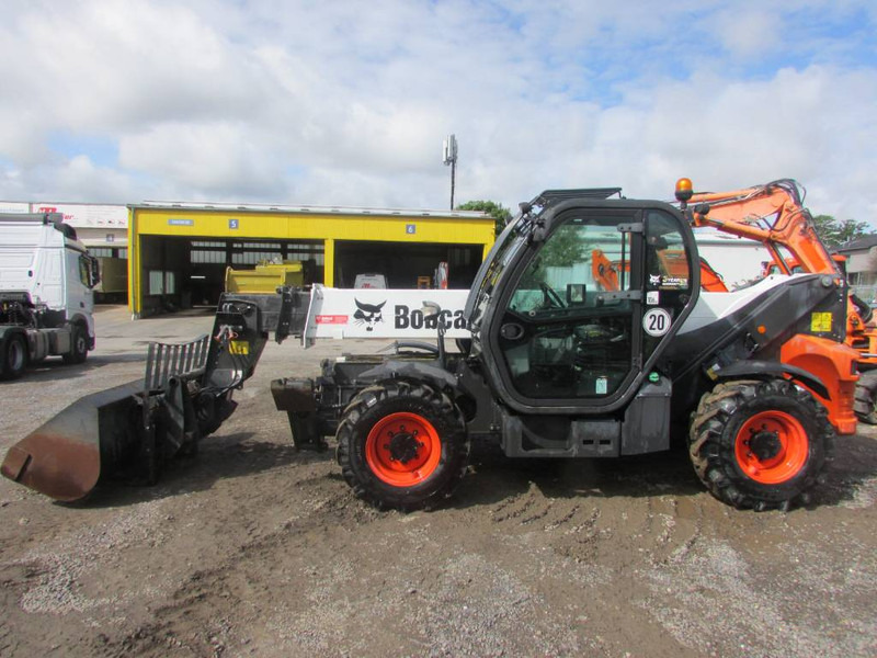 Bobcat T 35.130 SB Teleskoplader 47.500 EUR - 텔레스코픽 핸들러 : 사진 1 Bobcat T 35.130 SB Teleskoplader 47.500 EUR - 텔레스코픽 핸들러 : 사진 1