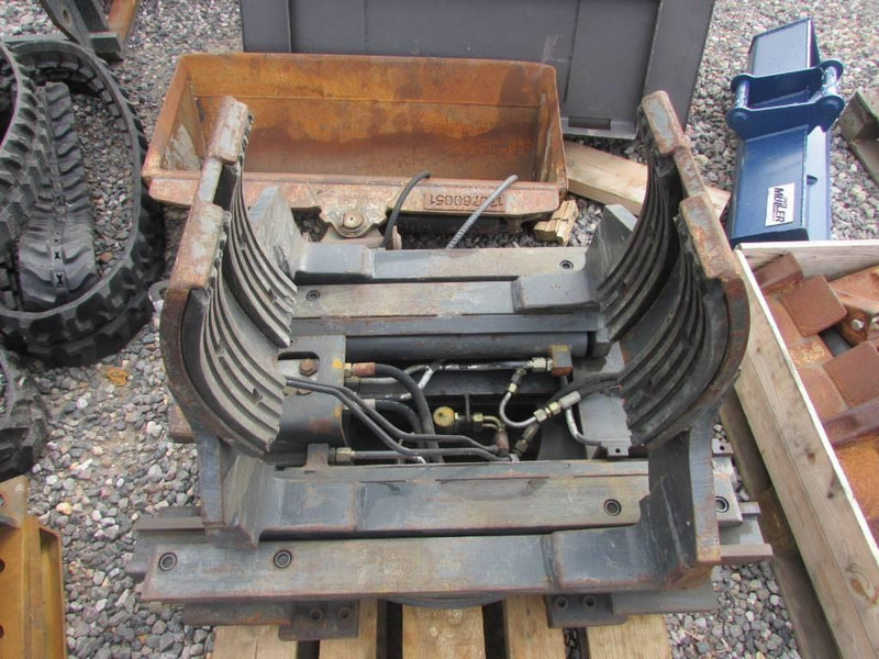 Bolzoni Fassgreifer drum clamp KG 06T2A SP - 클램프 자재 취급 장비 용 : 사진 2 Bolzoni Fassgreifer drum clamp KG 06T2A SP - 클램프 자재 취급 장비 용 : 사진 2