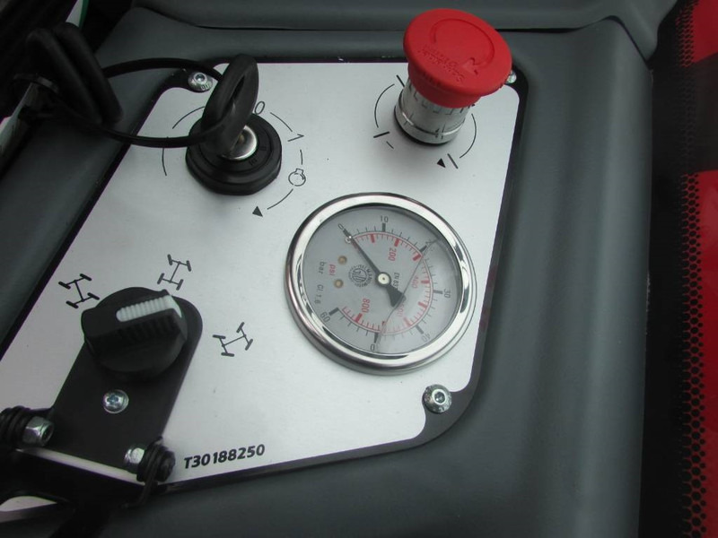 신규 텔레스코픽 핸들러 Faresin 14.42 Classic 55 Teleskoplader 59.000 € : 사진 12 신규 텔레스코픽 핸들러 Faresin 14.42 Classic 55 Teleskoplader 59.000 € : 사진 12