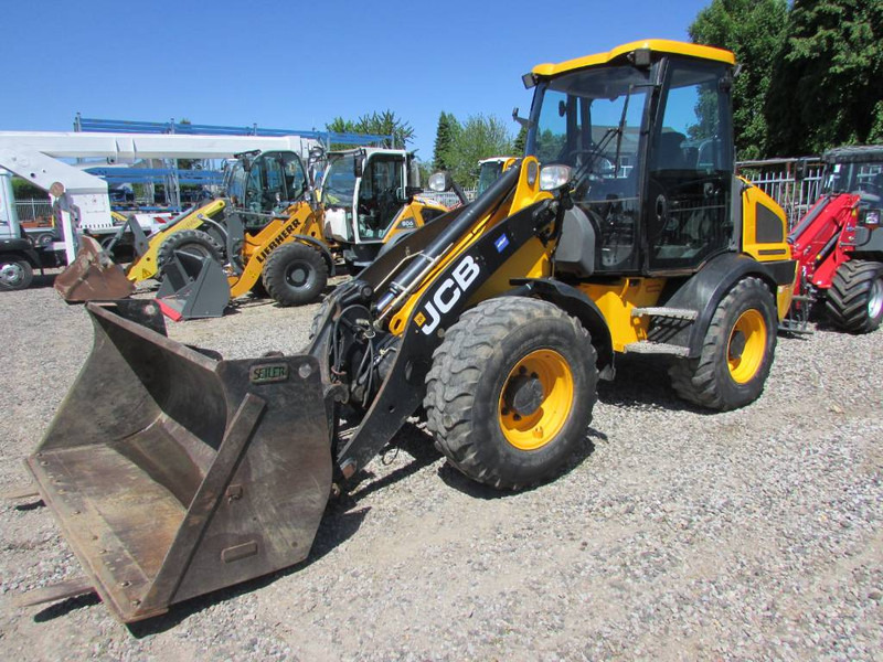 JCB 409 Radlader 29.000 EUR - 휠 로더 : 사진 2 JCB 409 Radlader 29.000 EUR - 휠 로더 : 사진 2