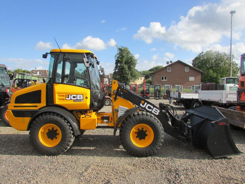 JCB 409 Radlader 46.500 EUR - 휠 로더 : 사진 5 JCB 409 Radlader 46.500 EUR - 휠 로더 : 사진 5