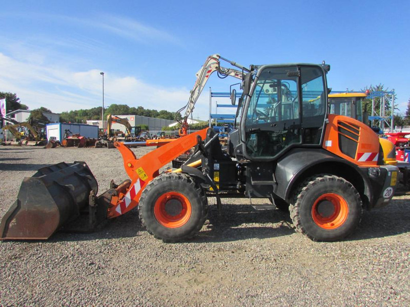 Komatsu WA 100 M-7 Radlader 31.000 EUR - 휠 로더 : 사진 1 Komatsu WA 100 M-7 Radlader 31.000 EUR - 휠 로더 : 사진 1