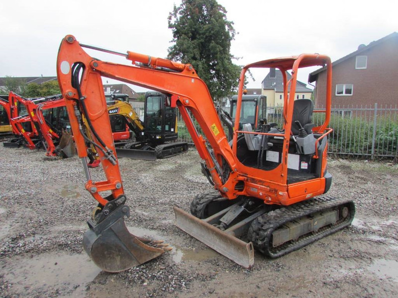 Kubota U 27-4 Canopy Minibagger 18.000 EUR - 미니 굴삭기 : 사진 2 Kubota U 27-4 Canopy Minibagger 18.000 EUR - 미니 굴삭기 : 사진 2