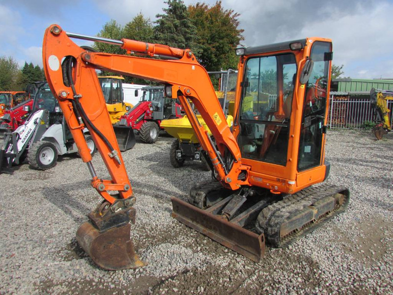 Kubota U 27-4 Minibagger 21.000 EUR - 미니 굴삭기 : 사진 1 Kubota U 27-4 Minibagger 21.000 EUR - 미니 굴삭기 : 사진 1