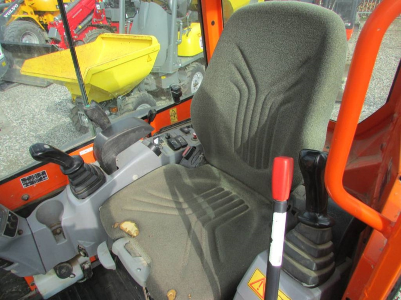 Kubota U 27-4 Minibagger 21.000 EUR - 미니 굴삭기 : 사진 5 Kubota U 27-4 Minibagger 21.000 EUR - 미니 굴삭기 : 사진 5