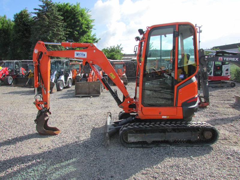 Kubota U 27-4 Minibagger 21.500 EUR - 미니 굴삭기 : 사진 1 Kubota U 27-4 Minibagger 21.500 EUR - 미니 굴삭기 : 사진 1