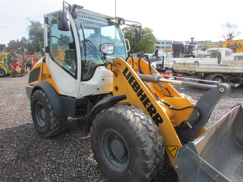 Liebherr L 506 Compact Radlader 47.000 EUR netto - 휠 로더 : 사진 1 Liebherr L 506 Compact Radlader 47.000 EUR netto - 휠 로더 : 사진 1
