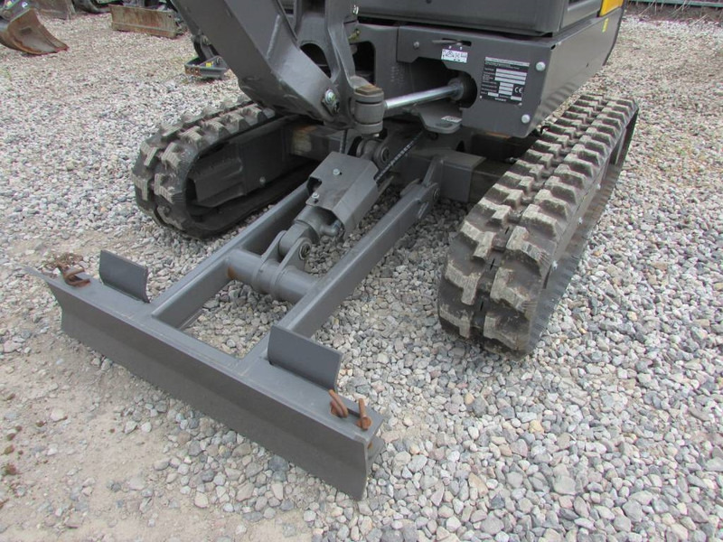 Volvo EC 18 E Minibagger 24.500 EUR - 미니 굴삭기 : 사진 3 Volvo EC 18 E Minibagger 24.500 EUR - 미니 굴삭기 : 사진 3