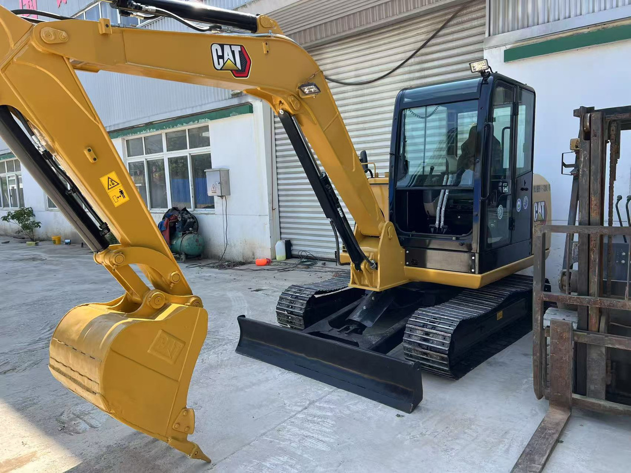 CATERPILLAR 305.5E2 - 미니 굴삭기 : 사진 3 CATERPILLAR 305.5E2 - 미니 굴삭기 : 사진 3