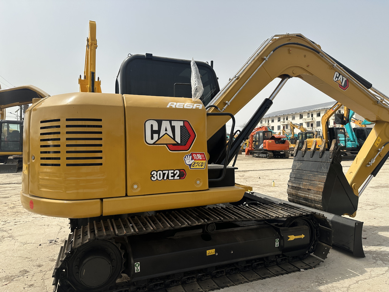 CATERPILLAR 307E2 - 크롤러 굴삭기 : 사진 2 CATERPILLAR 307E2 - 크롤러 굴삭기 : 사진 2