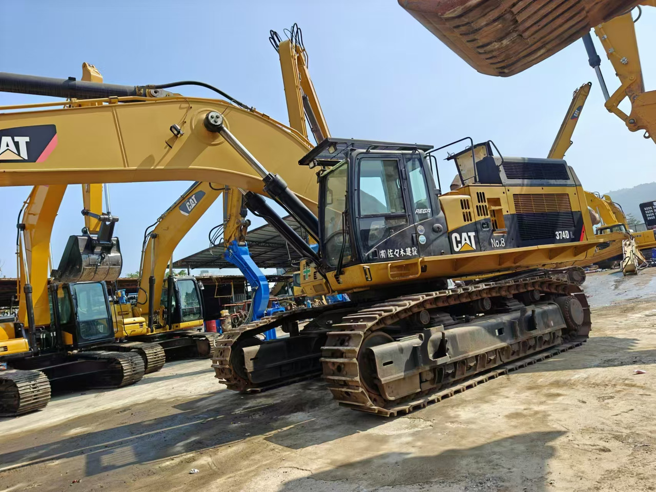 CATERPILLAR 374DL - 크롤러 굴삭기 : 사진 3 CATERPILLAR 374DL - 크롤러 굴삭기 : 사진 3