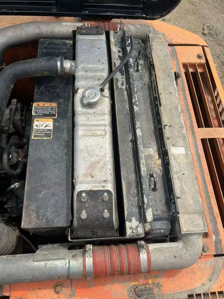 DOOSAN DH225LC-7 - 크롤러 굴삭기 : 사진 5 DOOSAN DH225LC-7 - 크롤러 굴삭기 : 사진 5