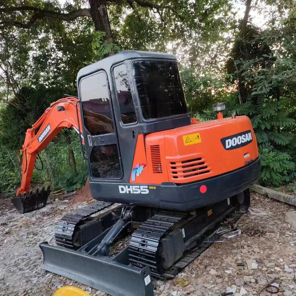 Doosan DH 55 - 미니 굴삭기 : 사진 2 Doosan DH 55 - 미니 굴삭기 : 사진 2