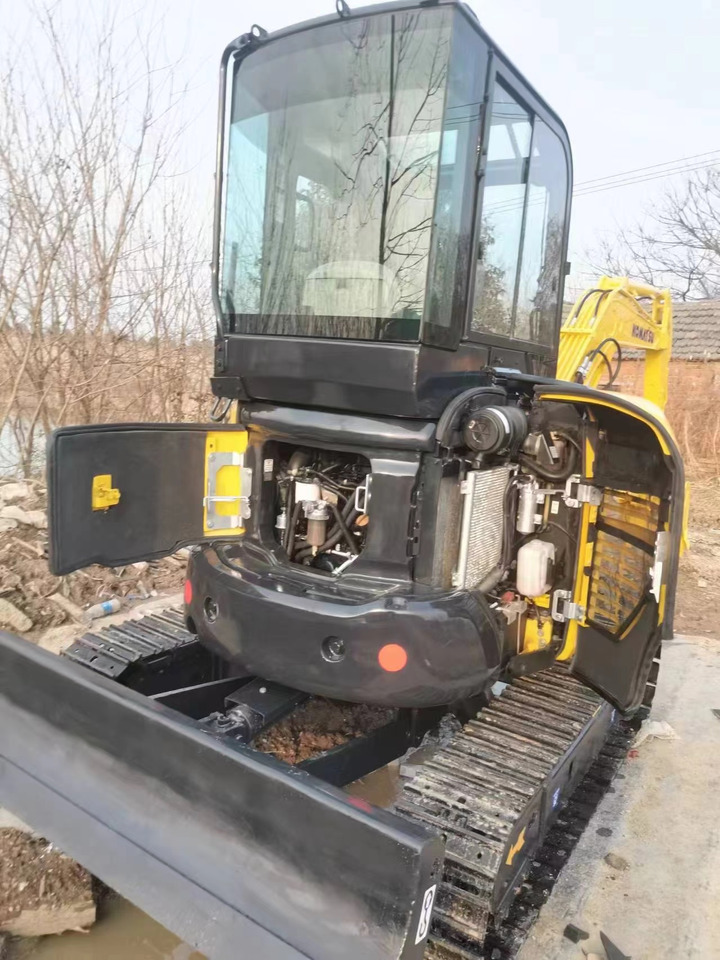KOMATSU PC 35 MR - 미니 굴삭기 : 사진 4 KOMATSU PC 35 MR - 미니 굴삭기 : 사진 4