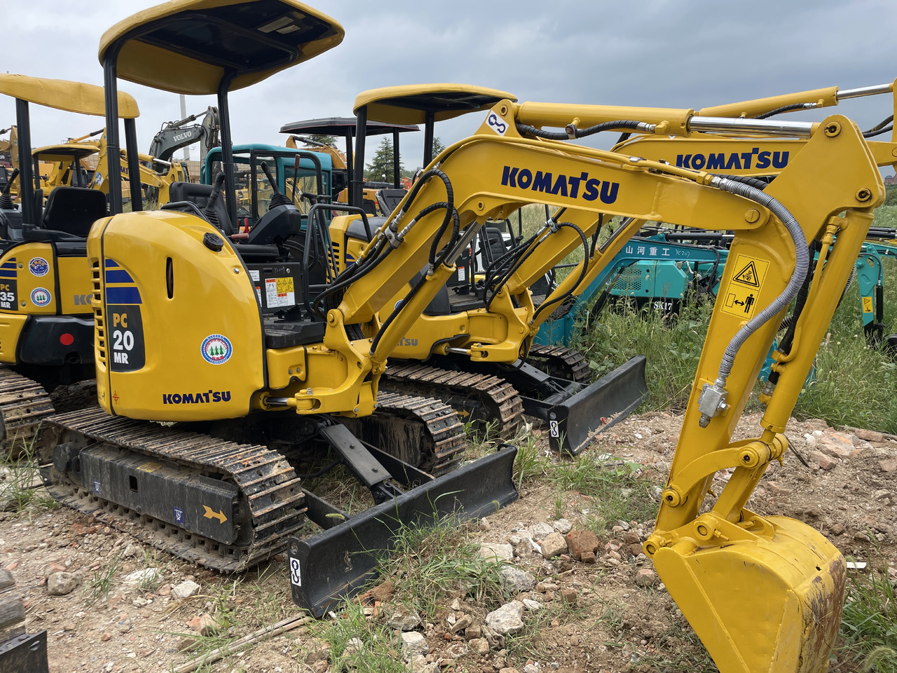 KOMATSU PC20MR-3 - 미니 굴삭기 : 사진 1 KOMATSU PC20MR-3 - 미니 굴삭기 : 사진 1
