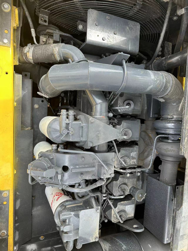 KOMATSU PC450-7 - 크롤러 굴삭기 : 사진 5 KOMATSU PC450-7 - 크롤러 굴삭기 : 사진 5