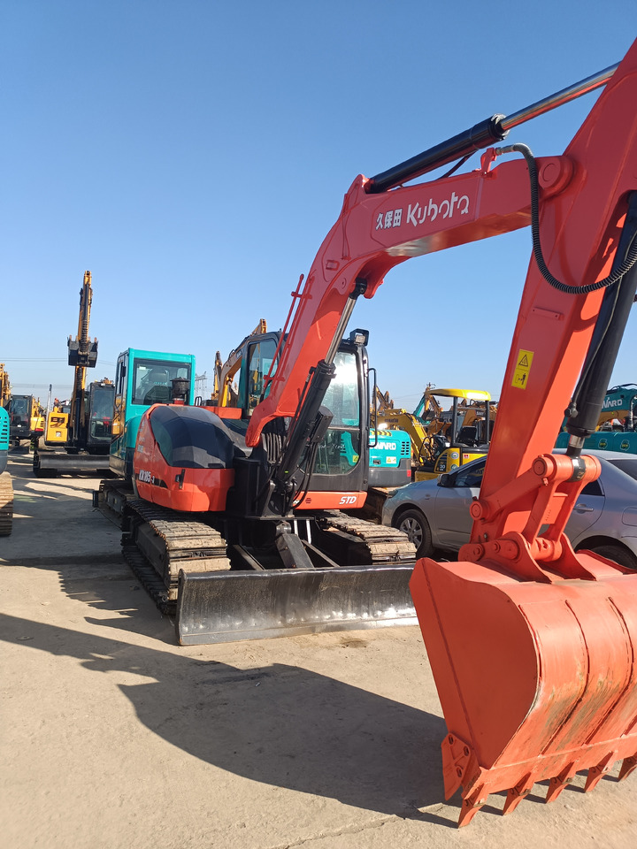 KUBOTA KX 185-3 - 크롤러 굴삭기 : 사진 2 KUBOTA KX 185-3 - 크롤러 굴삭기 : 사진 2