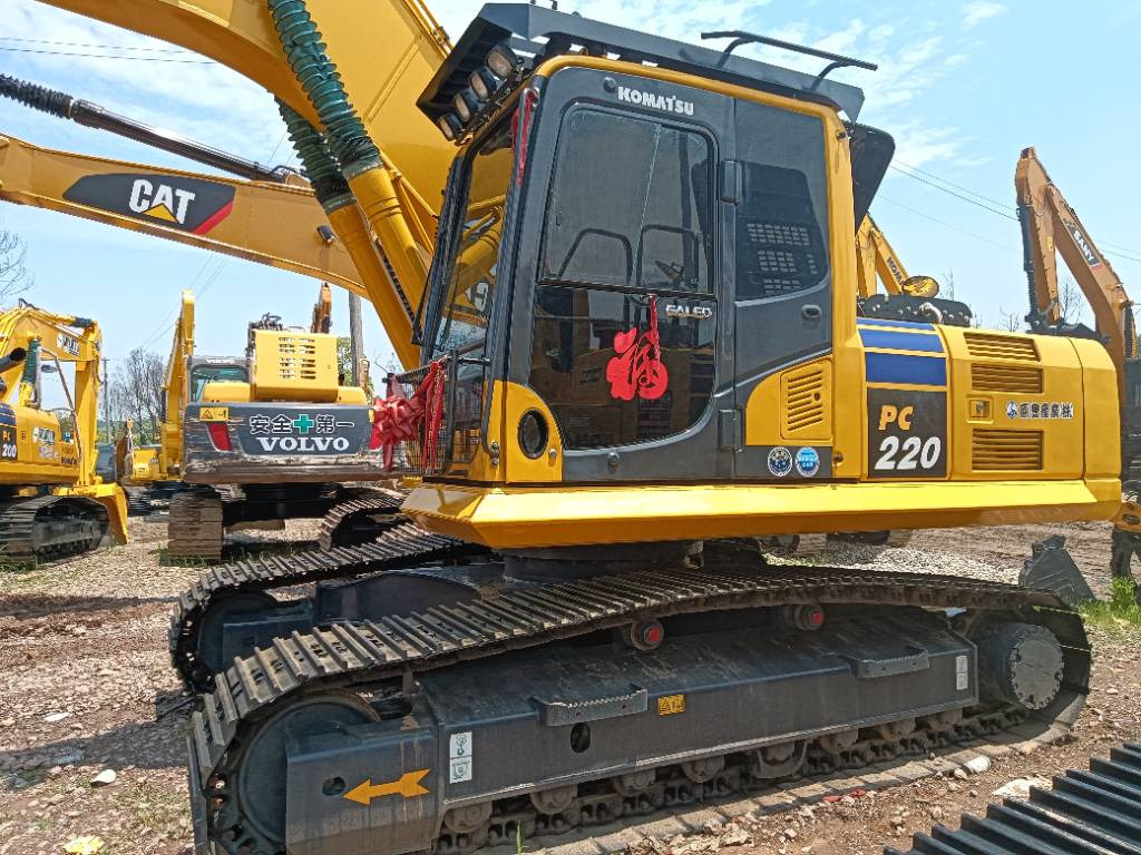 Komatsu PC 220-8 - 크롤러 굴삭기 : 사진 5 Komatsu PC 220-8 - 크롤러 굴삭기 : 사진 5