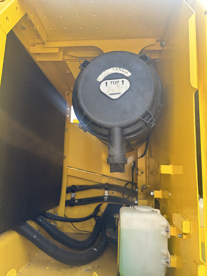 Komatsu PC 240 LC-8 - 크롤러 굴삭기 : 사진 5 Komatsu PC 240 LC-8 - 크롤러 굴삭기 : 사진 5