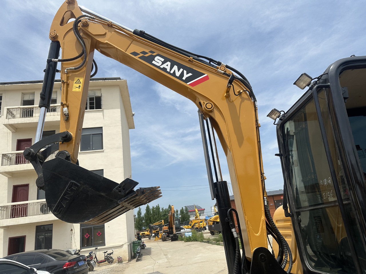 SANY SY55C - 크롤러 굴삭기 : 사진 2 SANY SY55C - 크롤러 굴삭기 : 사진 2