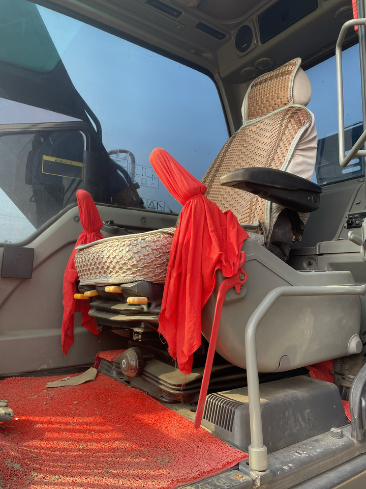 크롤러 굴삭기 VOLVO EC 210 : 사진 6 크롤러 굴삭기 VOLVO EC 210 : 사진 6