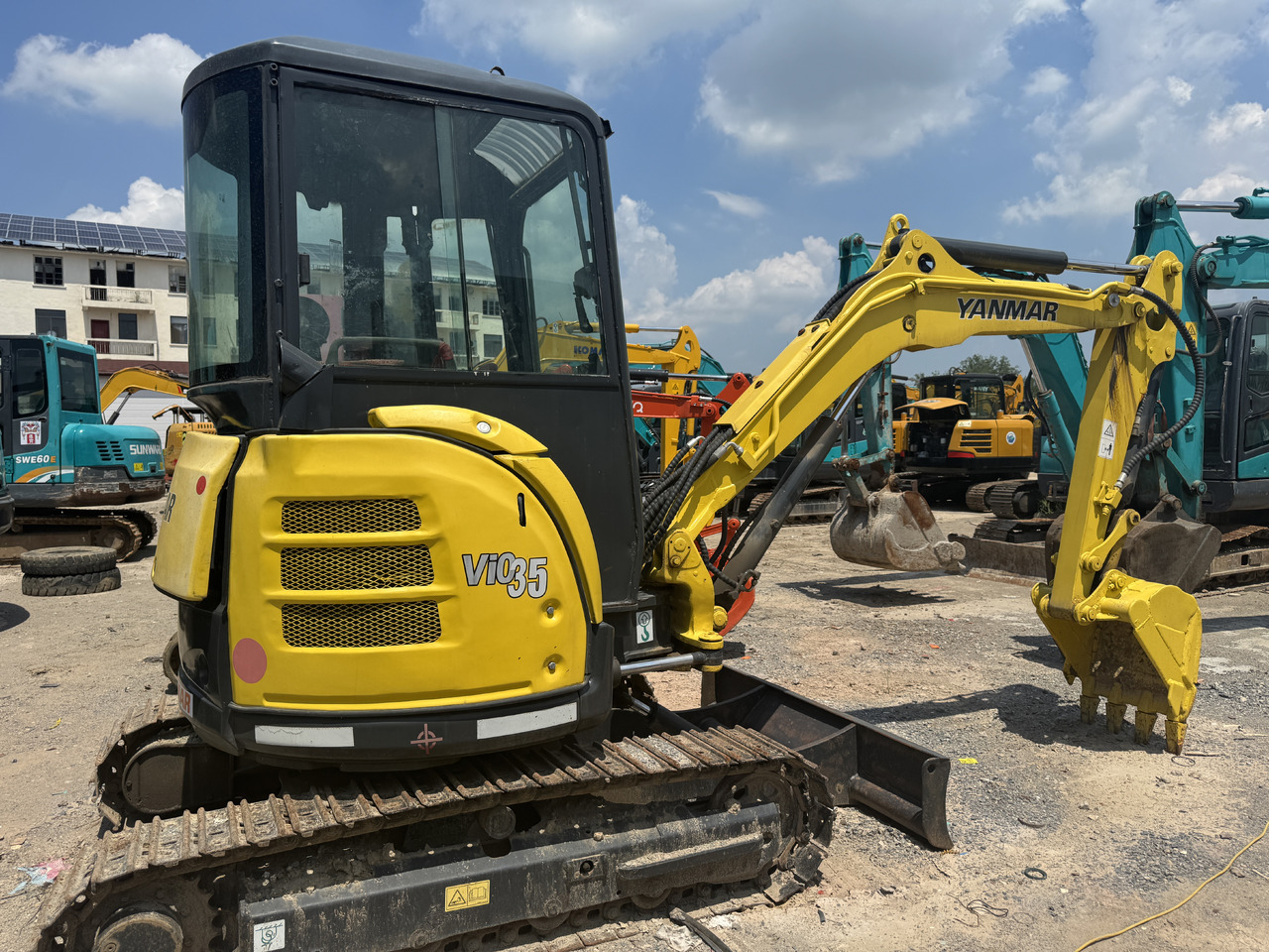 YANMAR VIO35-6 - 미니 굴삭기 : 사진 2 YANMAR VIO35-6 - 미니 굴삭기 : 사진 2