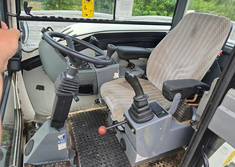 Terex - 휠 굴삭기 : 사진 2 Terex - 휠 굴삭기 : 사진 2