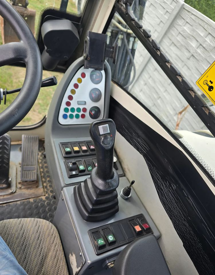 Terex - 휠 굴삭기 : 사진 3 Terex - 휠 굴삭기 : 사진 3