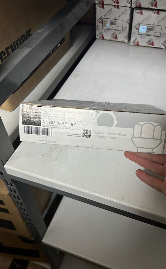 Mercedes-Benz 2023 A9360702187 Mercedes-Benz 2016-2023 - 인젝터 트럭 용 : 사진 1 Mercedes-Benz 2023 A9360702187 Mercedes-Benz 2016-2023 - 인젝터 트럭 용 : 사진 1