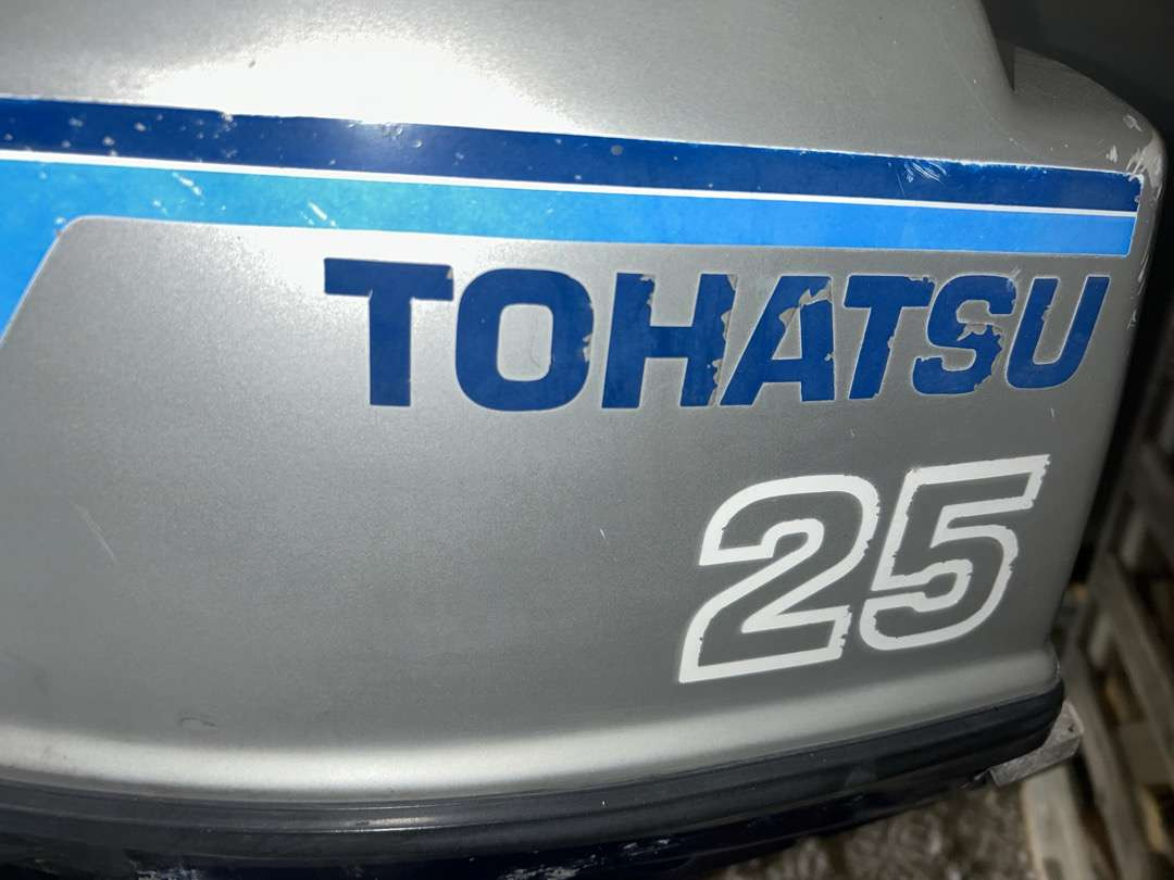 1993 Båtmotor Tohatsu 25 hk - 도구/ 장비 : 사진 5 1993 Båtmotor Tohatsu 25 hk - 도구/ 장비 : 사진 5
