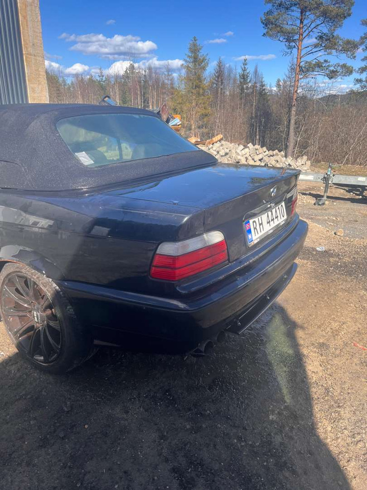 1994 BMW 318i/320i cab - 차량 : 사진 4 1994 BMW 318i/320i cab - 차량 : 사진 4