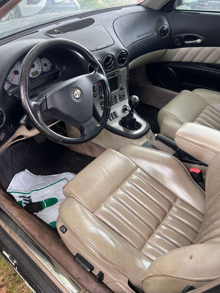 1999 Alfa Romeo 166 - 세단 : 사진 4 1999 Alfa Romeo 166 - 세단 : 사진 4