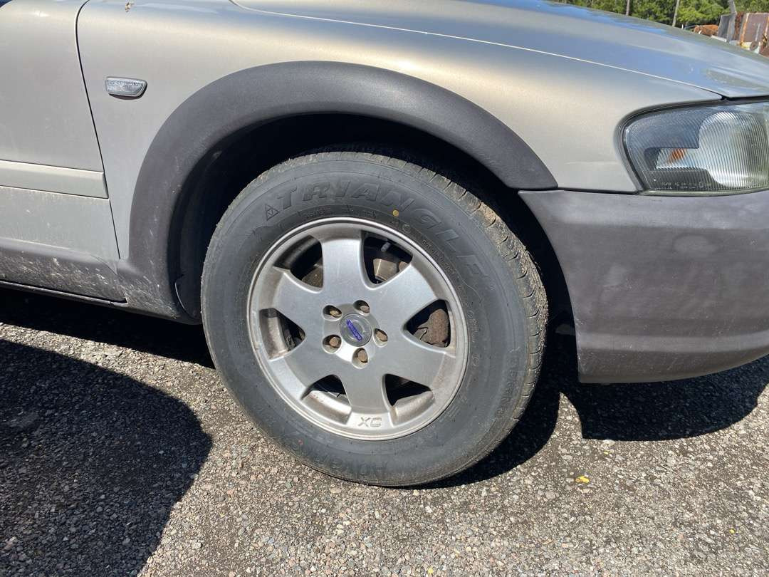 2001 Volvo XC70 EU-GODKJENT (rep.-objekt) - 차량 : 사진 4 2001 Volvo XC70 EU-GODKJENT (rep.-objekt) - 차량 : 사진 4
