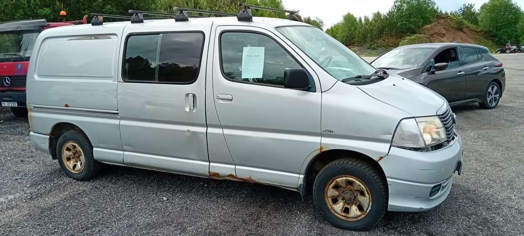 2008 Toyota Hiace 4WD og 2007 Toyota Hiace selges samlet - 차량 : 사진 3 2008 Toyota Hiace 4WD og 2007 Toyota Hiace selges samlet - 차량 : 사진 3