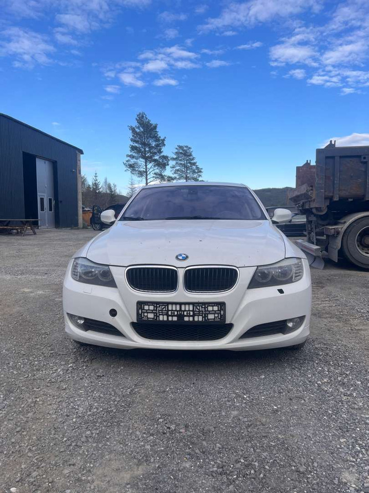 2009 BMW 316i Facelift (se mangellapp) - rep.-objekt - 세단 : 사진 1 2009 BMW 316i Facelift (se mangellapp) - rep.-objekt - 세단 : 사진 1