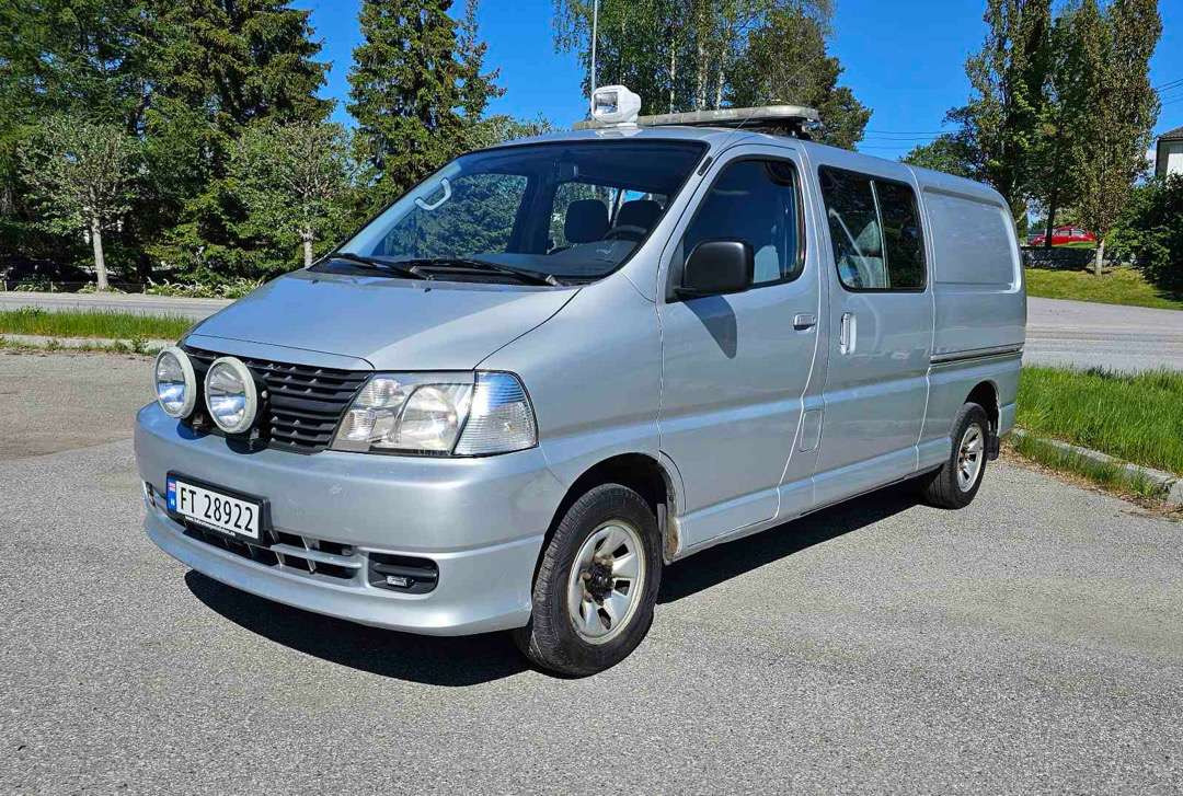 2009 Personbil Toyota Hiace 4 WD Lang type 9 seter EU-Godkjent - 차량 : 사진 1 2009 Personbil Toyota Hiace 4 WD Lang type 9 seter EU-Godkjent - 차량 : 사진 1
