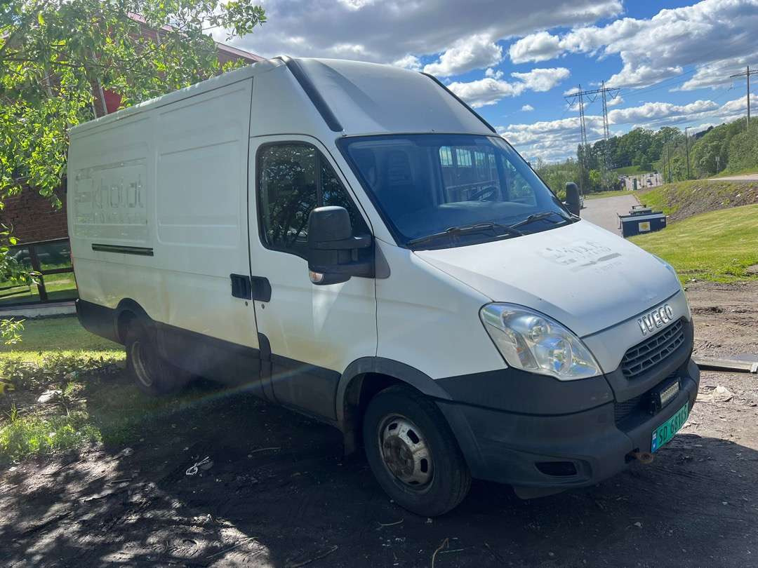 2014 Iveco Daily varebil//Grønne skilt//EU-GODKJENT - 패널 밴 : 사진 1 2014 Iveco Daily varebil//Grønne skilt//EU-GODKJENT - 패널 밴 : 사진 1