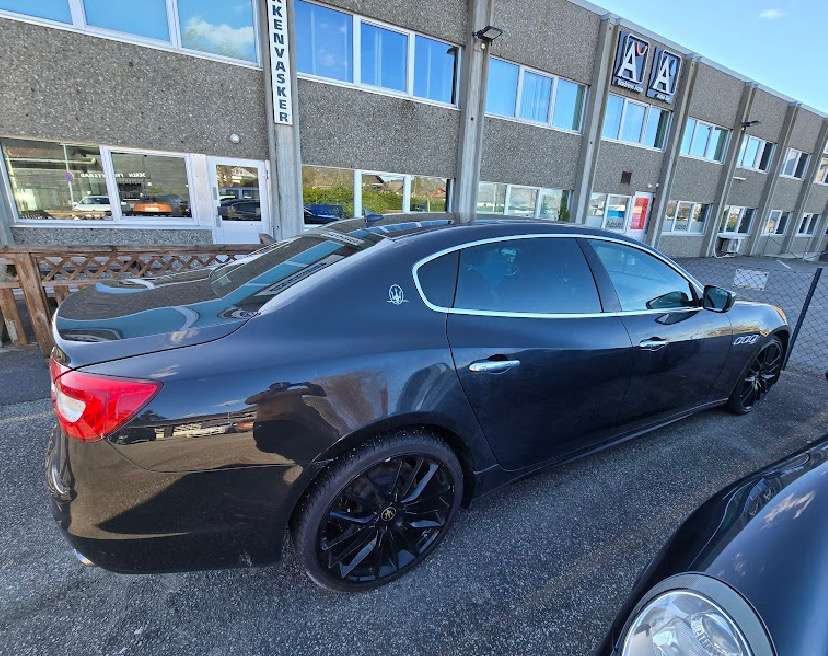 2014 Maserati Quattroporte S Q4 3.0L twin-turbo V6 // 411 hk // AWD // Automat - 세단 : 사진 3 2014 Maserati Quattroporte S Q4 3.0L twin-turbo V6 // 411 hk // AWD // Automat - 세단 : 사진 3