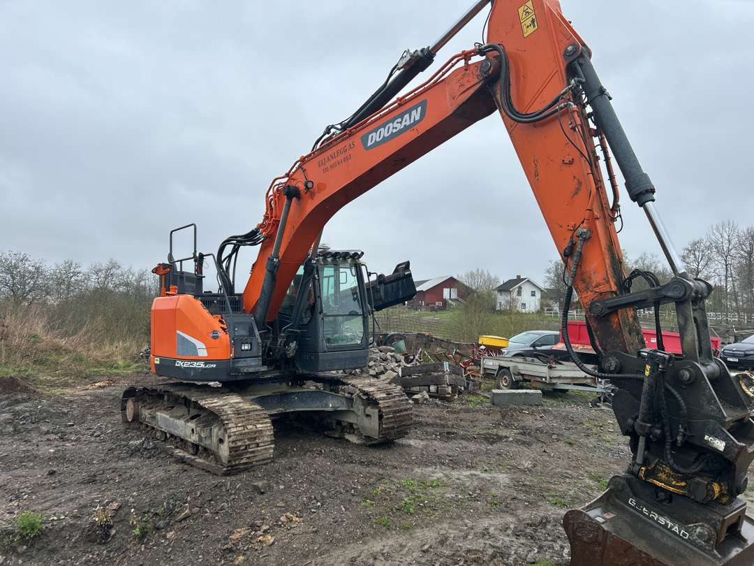 2018 Beltegraver 24 tonn Doosan DX 235LCR S 70-feste - 굴착기 : 사진 2 2018 Beltegraver 24 tonn Doosan DX 235LCR S 70-feste - 굴착기 : 사진 2