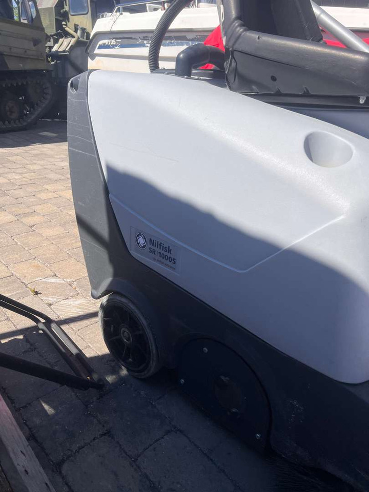 Nilfisk SR 1000 S feie/vaskemaskin RIDEON - 부착물 : 사진 3 Nilfisk SR 1000 S feie/vaskemaskin RIDEON - 부착물 : 사진 3