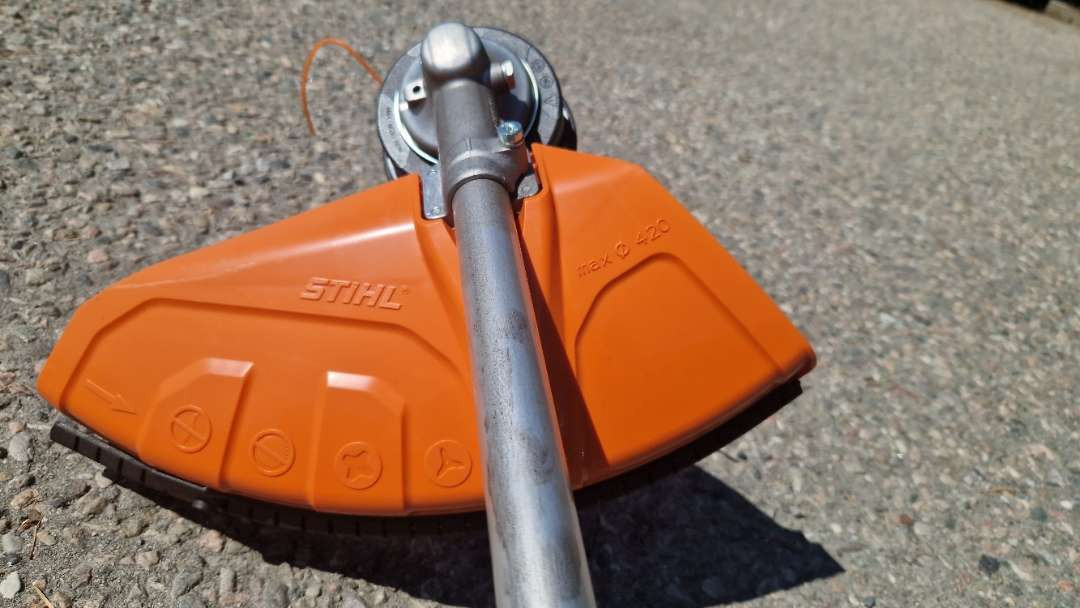 STIHL FSA 130 med AR 3000 ryggsekkbatteri – kraftig og stillegående profftrimmer - 오토바이 트레일러 : 사진 5 STIHL FSA 130 med AR 3000 ryggsekkbatteri – kraftig og stillegående profftrimmer - 오토바이 트레일러 : 사진 5