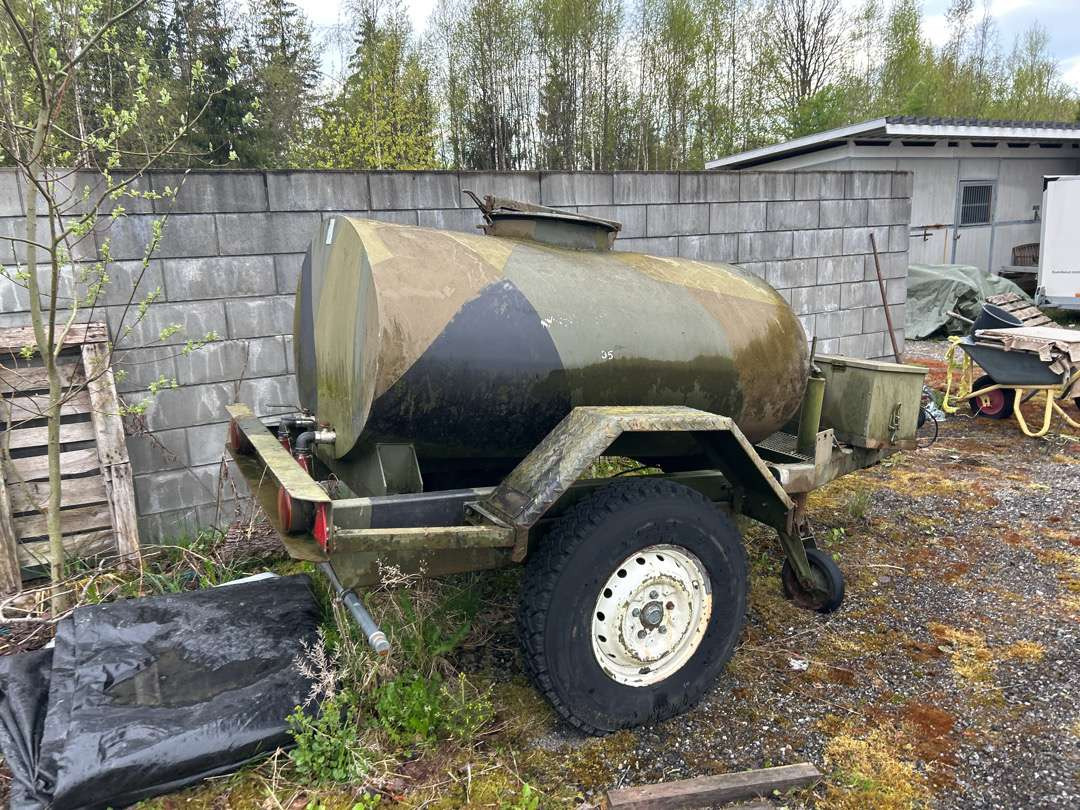 Vanntankhenger 1000 liter - 트레일러 : 사진 3 Vanntankhenger 1000 liter - 트레일러 : 사진 3