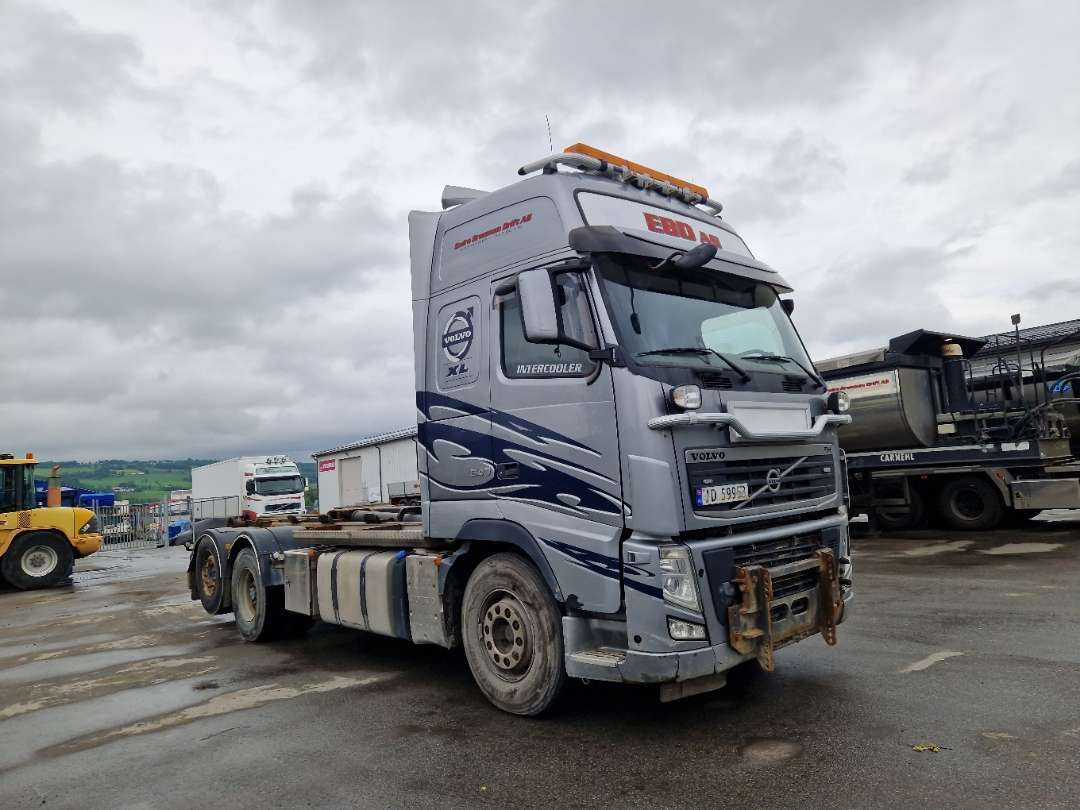 Volvo FH6X2-Krokbil med hydraulisk brøyteutstyr - 후크 리프트 트럭 : 사진 1 Volvo FH6X2-Krokbil med hydraulisk brøyteutstyr - 후크 리프트 트럭 : 사진 1