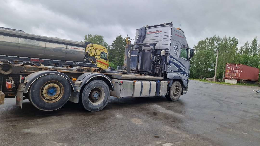 Volvo FH6X2-Krokbil med hydraulisk brøyteutstyr - 후크 리프트 트럭 : 사진 3 Volvo FH6X2-Krokbil med hydraulisk brøyteutstyr - 후크 리프트 트럭 : 사진 3