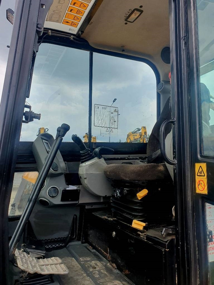미니 굴삭기 JCB 85 Z-1 : 사진 6