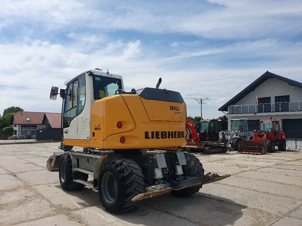 Liebherr A 910 Compact - 휠 굴삭기 : 사진 3 Liebherr A 910 Compact - 휠 굴삭기 : 사진 3