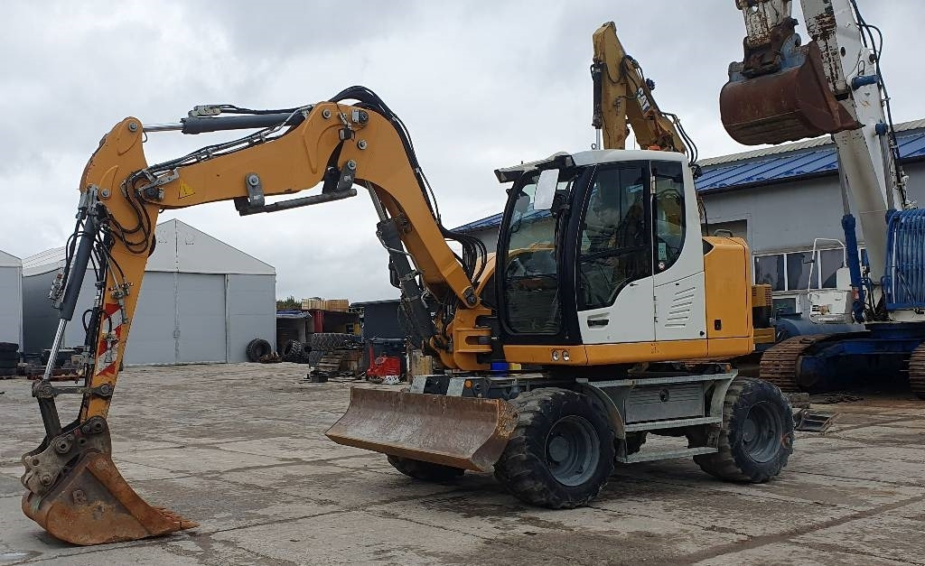 Liebherr A 910 - 휠 굴삭기 : 사진 1 Liebherr A 910 - 휠 굴삭기 : 사진 1
